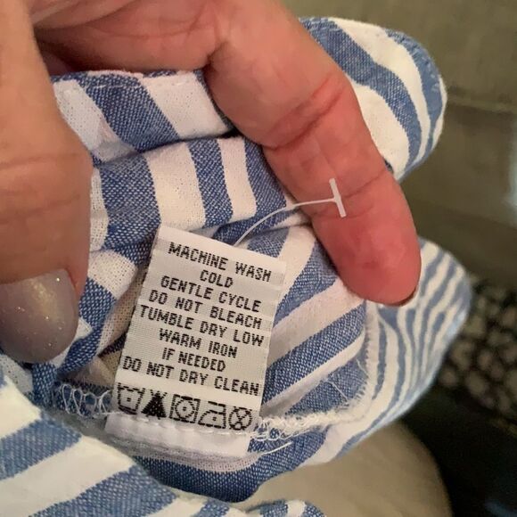 Size small sleeveless dress - Picture 9 of 10